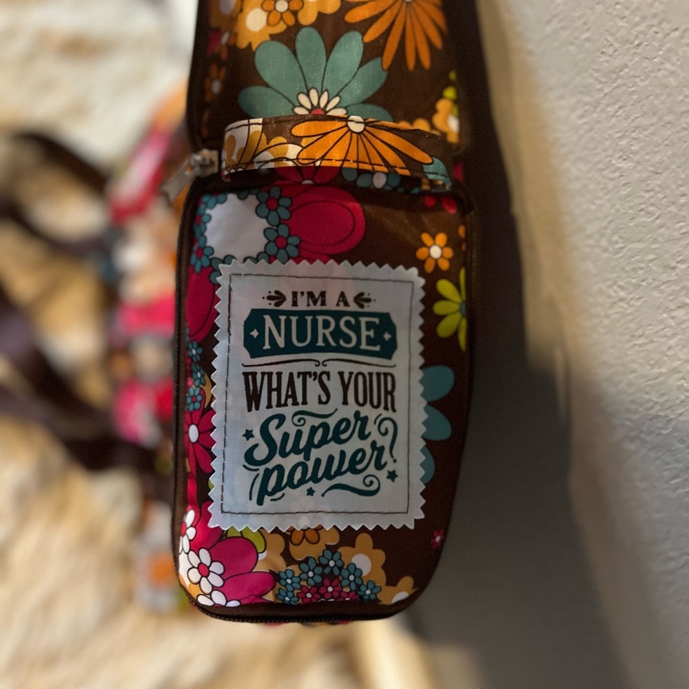 Nurse’s bag - Picture 3 of 4